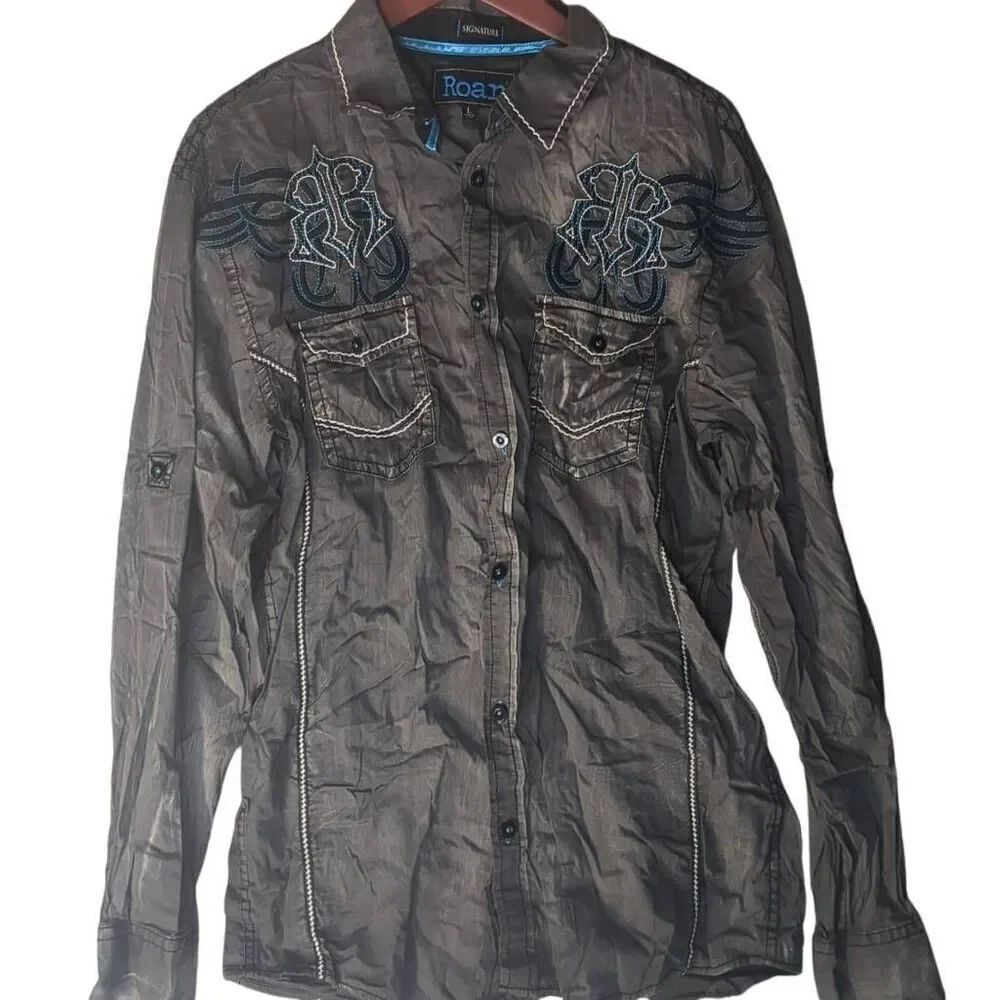 ROAR Buckle Surmountable Embroidered Western Long Sleeve Button Snap Front Shirt